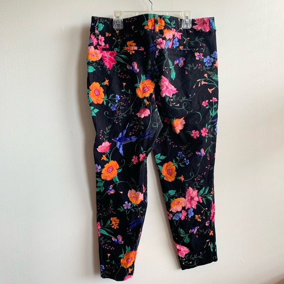 Floral Pixie Pants - Picture 4 of 6